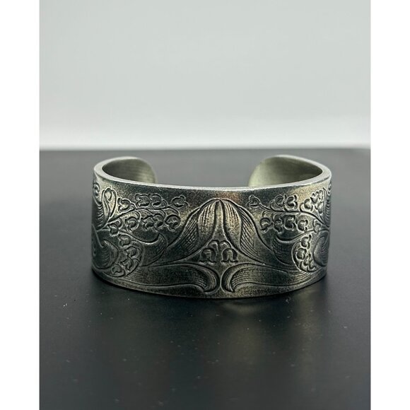 VTG Salisbury Pewter Cuff Bracelet Birth Flower May Lily of the Valley Engraving - Picture 4 of 11